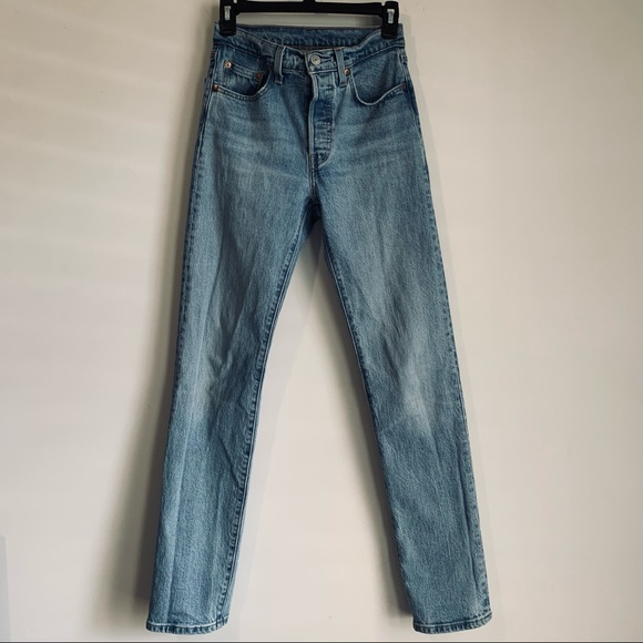 Levi’s Premium 501 - Picture 2 of 5